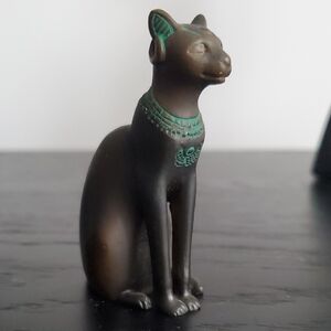 The Franklin Mint Curio Cabinet Cat – EGYPTIAN BRONZE (1986)